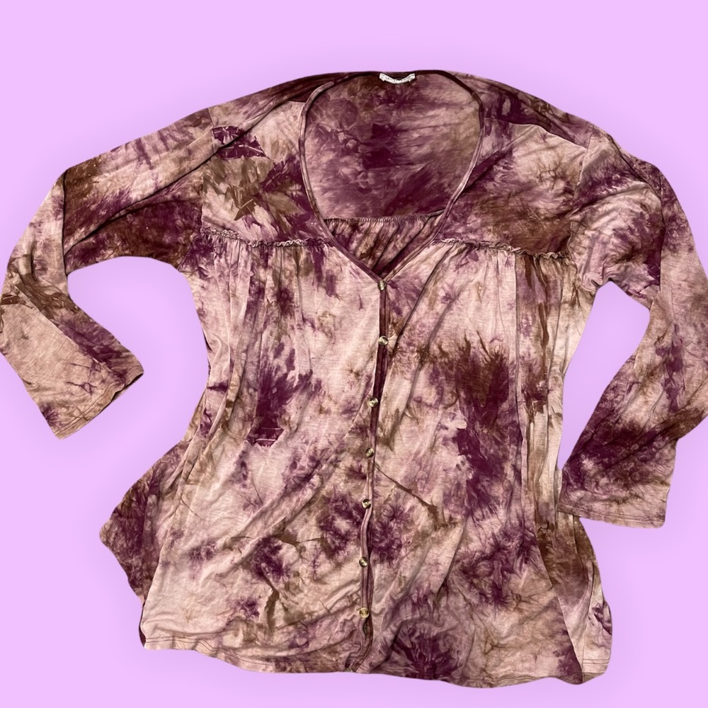 Chic Soul Tie Dye 3/4 Sleeve Button Detail Flowy top